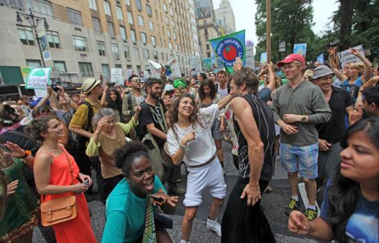 Urbes de todo el mundo acompañan llamada de N.York contra el cambio climático