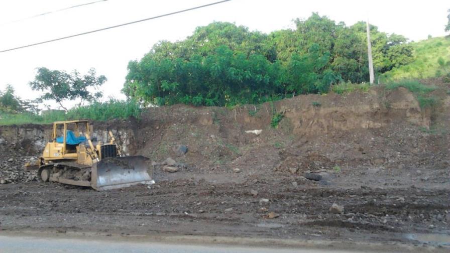 Explotación de mina en Hato Mayor amenaza tubería matriz de acueducto