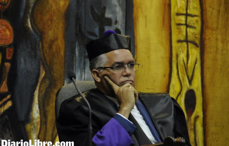 Recusación a juez origina paralización de solicitud de senador Félix Bautista