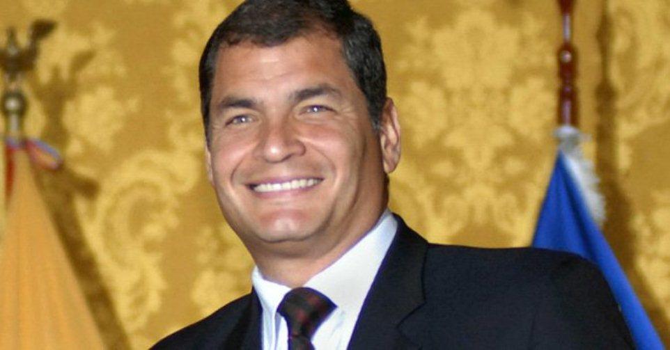 Correa dice que han intentado hackear sus cuentas desde el extranjero
