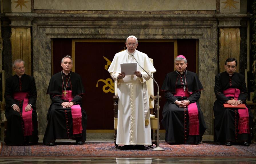 El papa Francisco enumera 15 pecados de la Curia