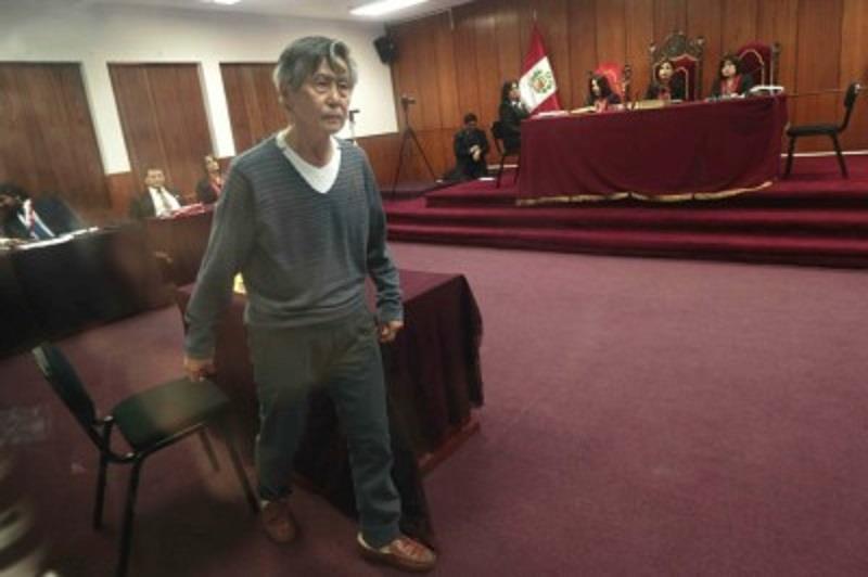 Suspendido juicio a Fujimori por molestias gástricas