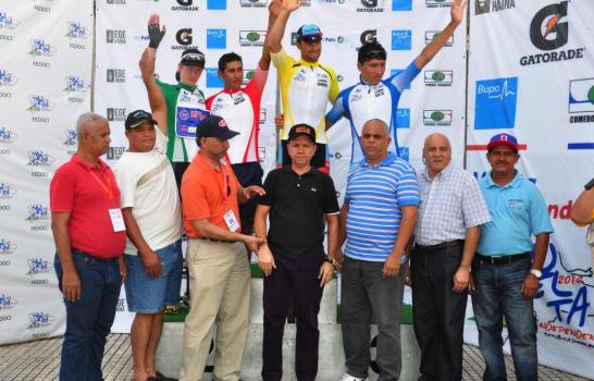 Jure Kocjan sale airoso en la 3ra etapa de la Vuelta Independencia