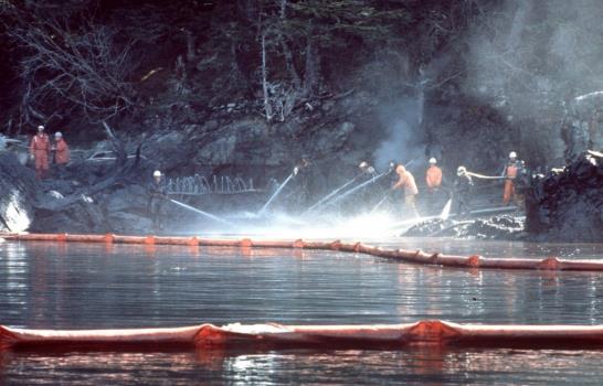 Derrame petrolífero del Exxon Valdez casi tan tóxico hoy como hace 25 años