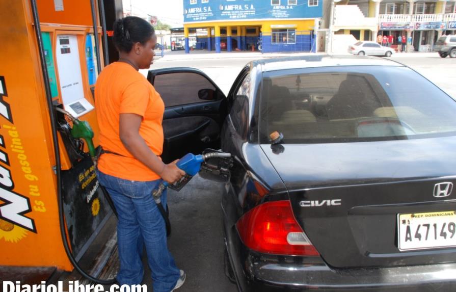 Aumentan RD$2.00 y RD$2.10 a las gasolinas; los demás combustibles sin variación