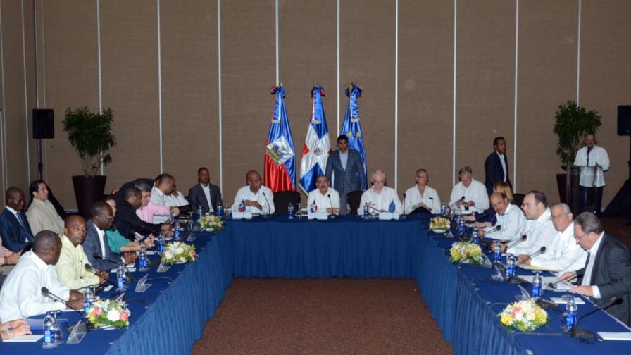 Medina y Martelly acuerdan trabajar hombro con hombro por Haití y República Dominicana