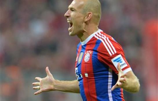 Con Arjen Robben como figura, Bayern Munich debuta con victoria
