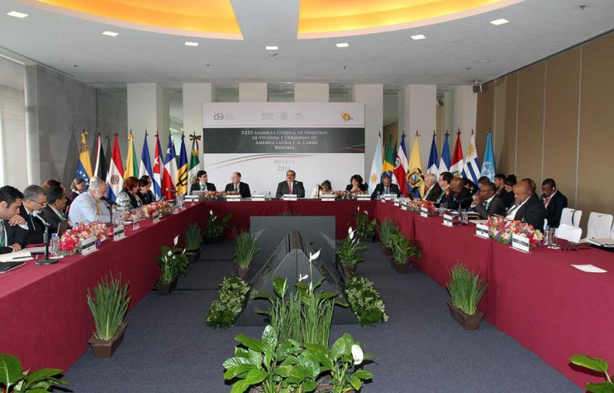 Ministros latinoamericanos pactan revisar legislación en materia de urbanismo