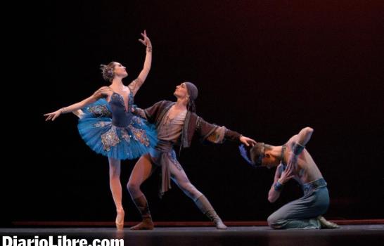 Megamerengue World tour en Puerto Plata; más ballet, música popular y teatro en la capital