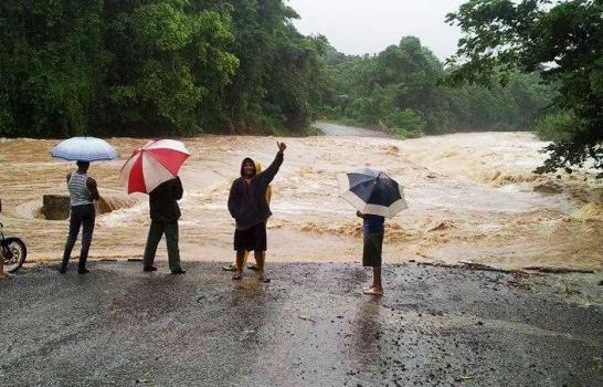 Lluvias derriban verja de escuela que inauguró Danilo en Hato Mayor el 14 de agosto