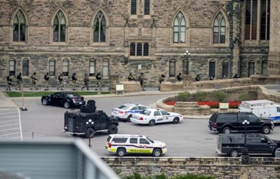 Dos muertos en ataque en el Parlamento de Canadá