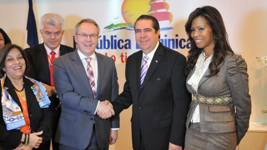 El Gobierno anuncia que construirá un centro convenciones en Santo Domingo