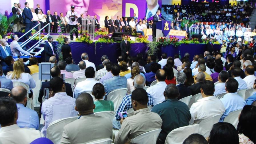 La cuota del 33% para las mujeres y un empate en Nueva York crean un conflicto