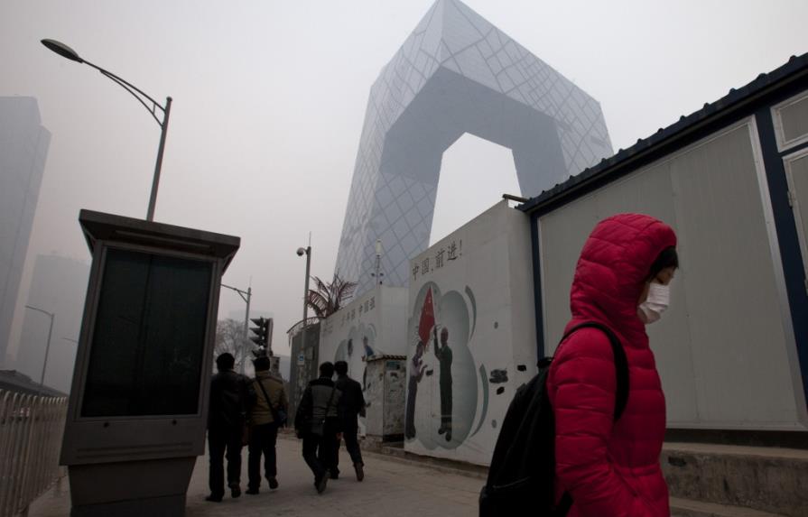 China envía inspectores a Beijing ante contaminación