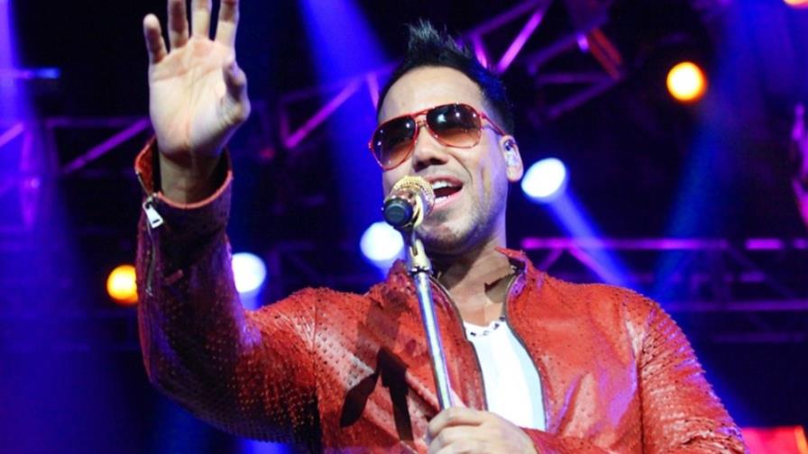 Romeo Santos lanza disco y anuncia concierto en el Yankee Stadium