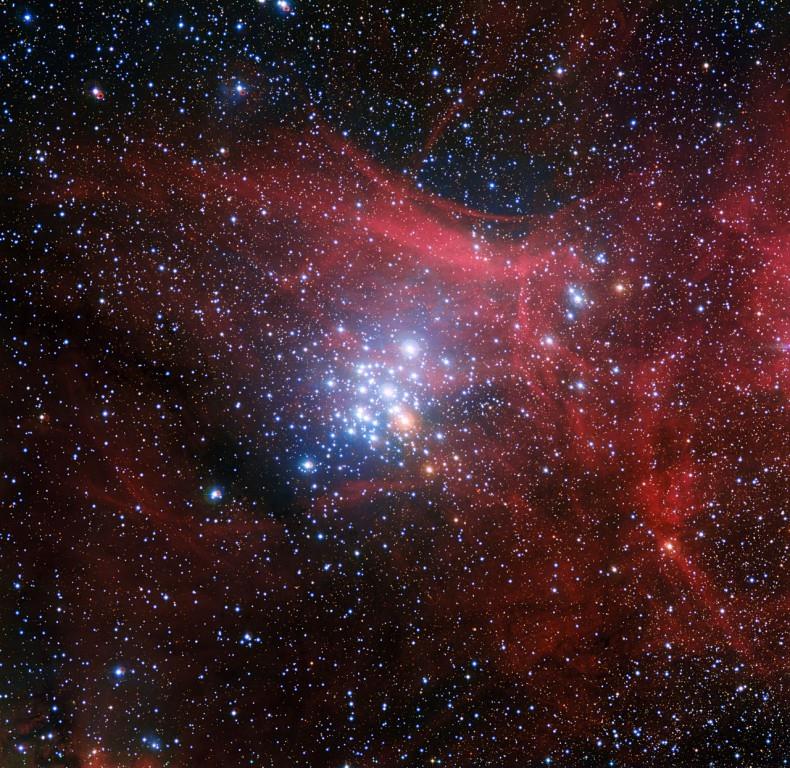 ESO capta una nueva imagen de un cúmulo estelar en la Constelación de Carina