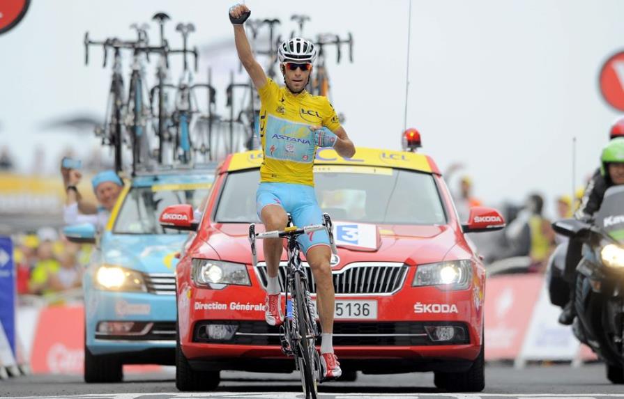 El italiano Vincenzo Nibali gana 18va etapa del Tour de Francia
