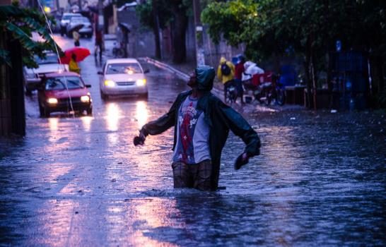 Un muerto, un desaparecido y más de 4,000 evacuados por las lluvias