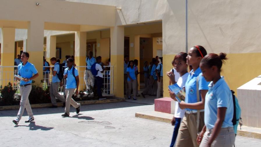 Education defends regulations and says it is based on the Minor Code Education defends regulations and says it is based on the Minor Code