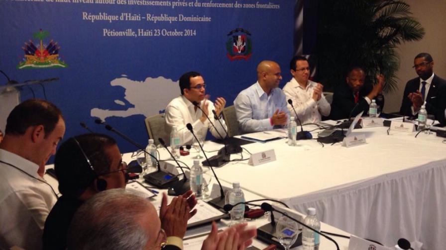 Gobiernos y empresarios dominicanos y haitianos evalúan proyectos