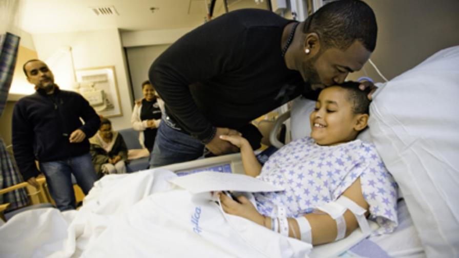 El Fondo David Ortiz y Cedimat, en jornada pediátrica