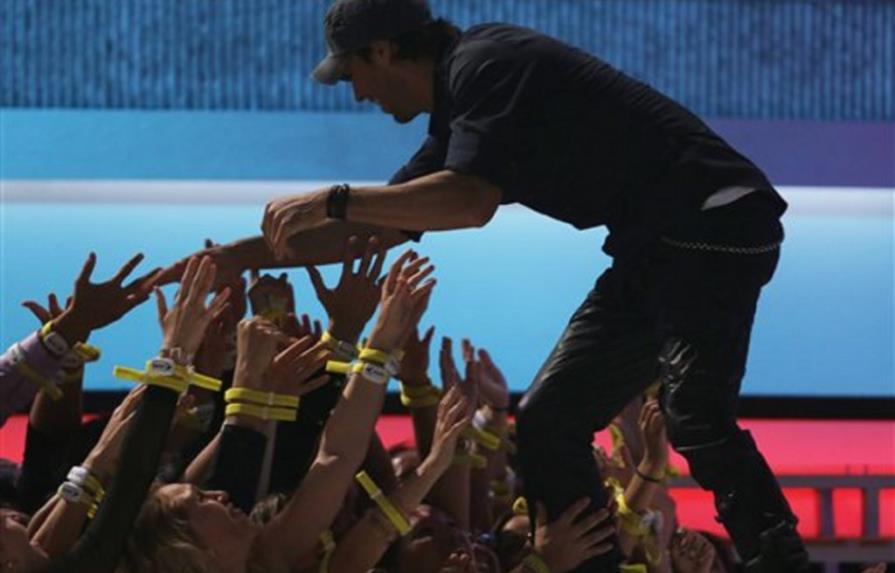 Enrique Iglesias brilla como nunca en el 2014