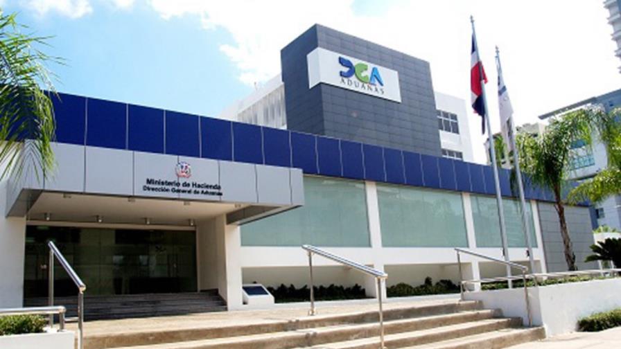 Recurren a Danilo Medina para que la DGA entregue datos Recurren a Danilo Medina para que la DGA entregue datos