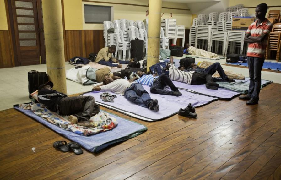 Cientos de haitianos en la incertidumbre tras polémico traslado a Sao Paulo