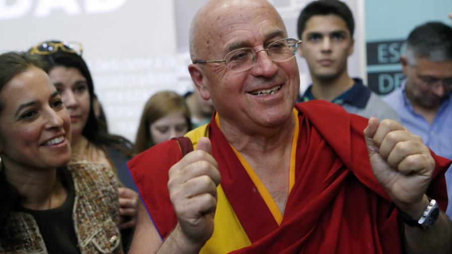 El hombre más feliz del mundo recomienda el amor como inversión más segura El hombre más feliz del mundo recomienda el amor como inversión más segura