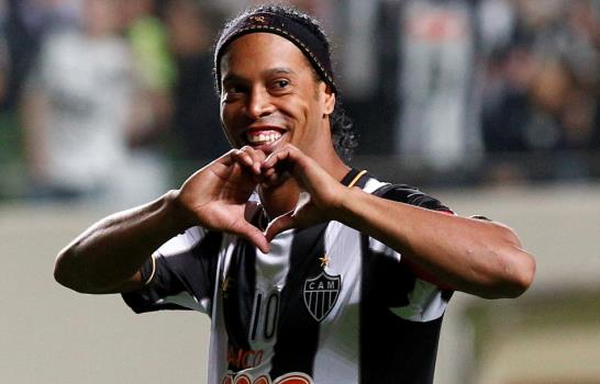 Ronaldinho oferta en alquiler su mansión durante Mundial de Fútbol