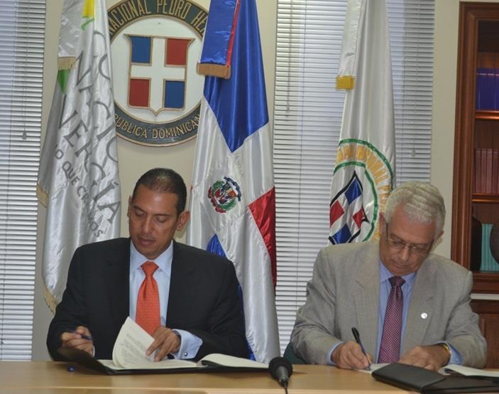 La UNPHU y la Comisión Nacional de Energía firman acuerdo