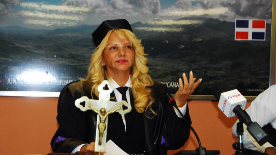 Jueza decide hoy sobre validez de títulos en caso Bahía de las Águilas