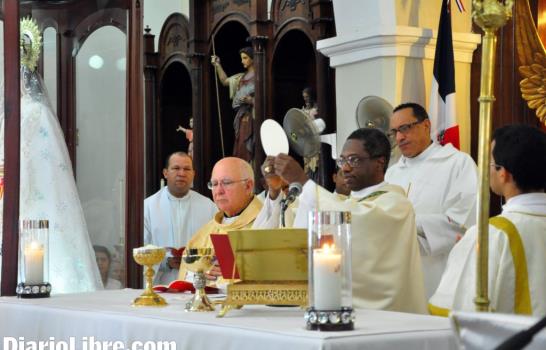 En el día de Las Mercedes, el Nuncio pide a los padres dar una mejor formación En el día de Las Mercedes, el Nuncio pide a los padres dar una mejor formación
