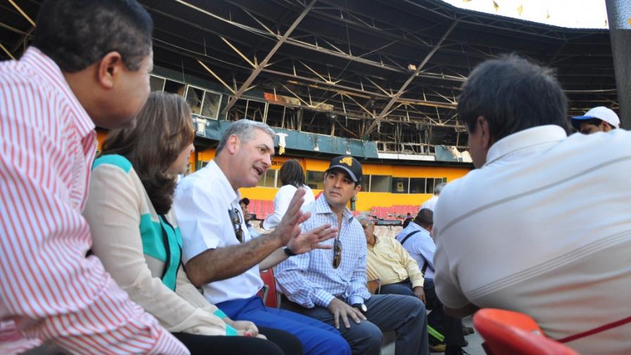 Estadio Cibao no estará listo para el miércoles; posponen partido con los Toros del Este Estadio Cibao no estará listo para el miércoles; posponen partido con los Toros del Este