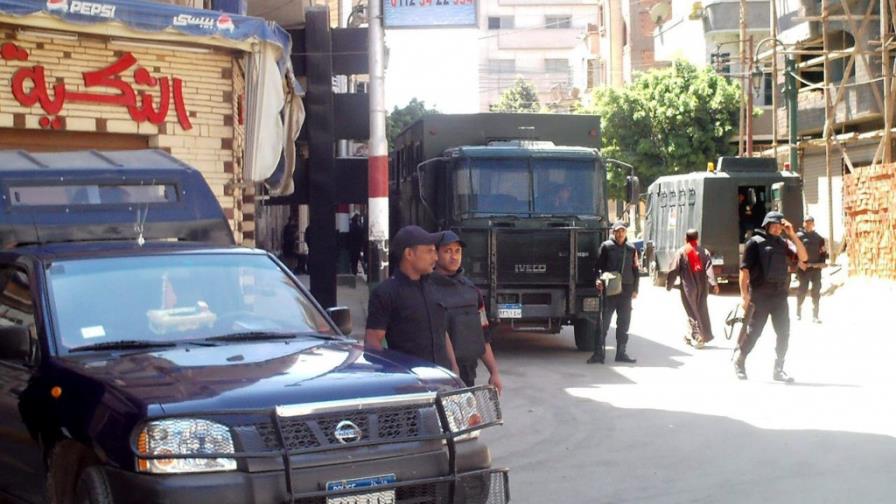 Egipto dice que penas de muerte a 529 islamistas no son un fallo judicial