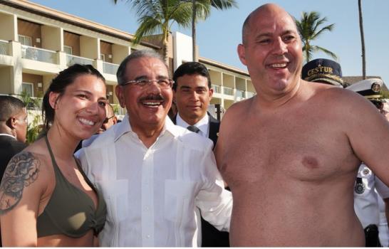 Danilo encabeza inauguración de dos hoteles y un parque acuático en Punta Cana Danilo encabeza inauguración de dos hoteles y un parque acuático en Punta Cana