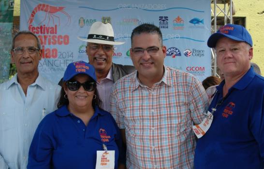 Sánchez muestra su gastronomía, folklor y su cultura en Festival Marisco Ripiao