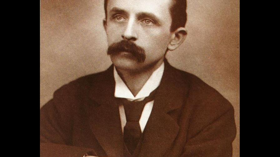 Investigan un acto vandálico en la tumba de J.M. Barrie, autor de Peter Pan Investigan un acto vandálico en la tumba de J.M. Barrie, autor de Peter Pan