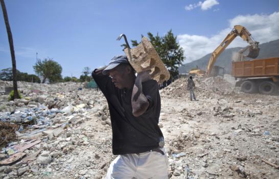 La reconstrucción de Haití conlleva desalojos