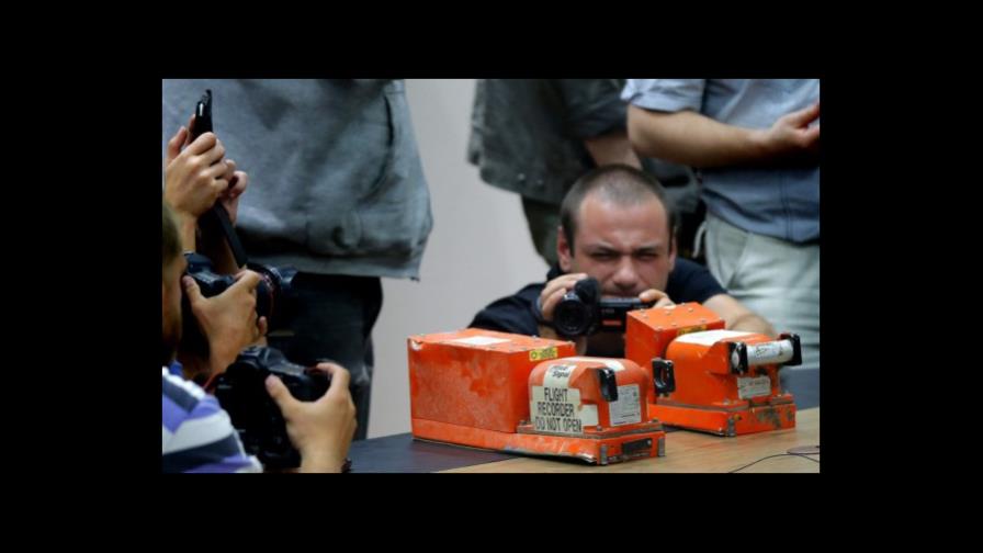 Los datos de la caja negra del avión de Malaysia son consistentes con ataque de un misil Los datos de la caja negra del avión de Malaysia son consistentes con ataque de un misil