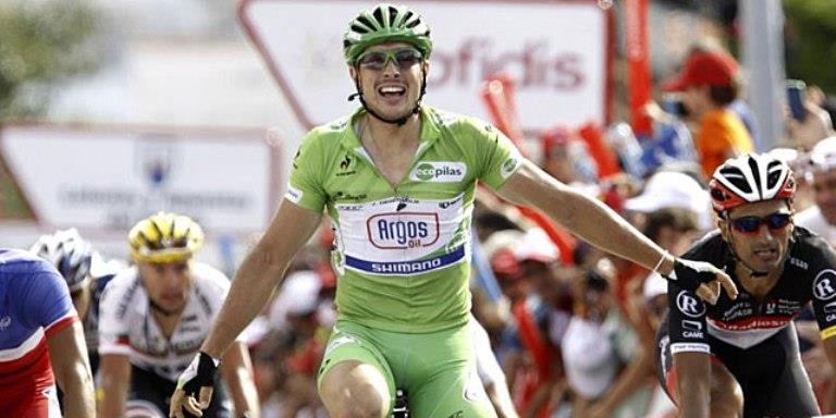 El alemán Degenkolb se luce en Córdoba, Matthews sigue líder en la Vuelta a España