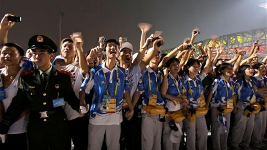 Río quiere 70.000 voluntarios sin sueldo para 2016 Río quiere 70.000 voluntarios sin sueldo para 2016