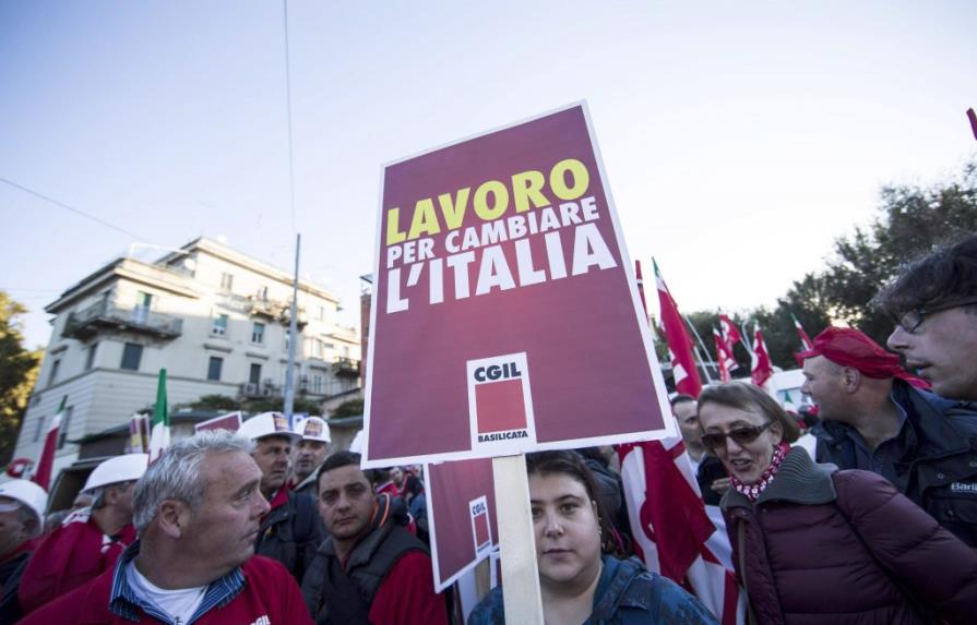 Italia: Gremios protestan contra reforma laboral