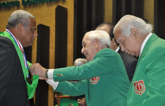 Josué Polanco: décimo quinto softbolista llevado al Pabellón de la Fama del Deporte Dominicano