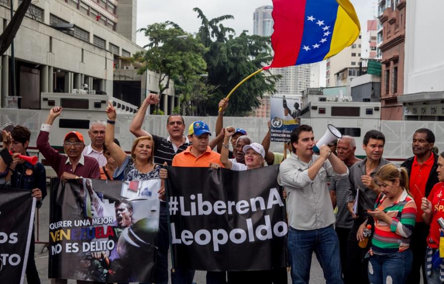 Exlíderes latinoamericanos y europeos piden liberación de Leopoldo López