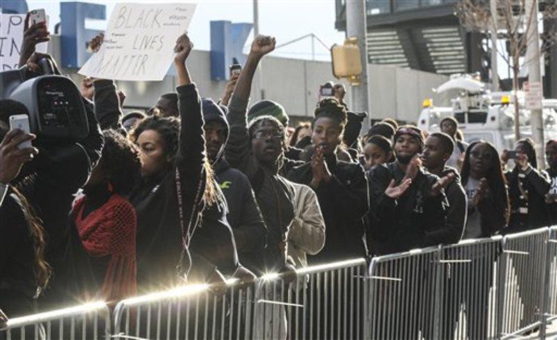 Historia racial de EEUU explica la ira en Ferguson