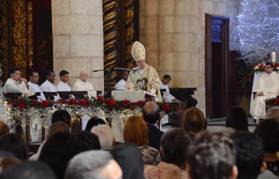 El Cardenal insta a feligreses a celebrar la Natividad de Jesús