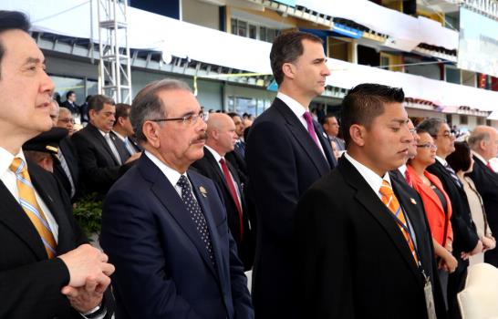 Juan Orlando Hernández asume como nuevo presidente de Honduras