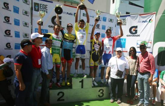 Colombiano Edwin Sánchez gana Vuelta Independencia por 2do año seguido