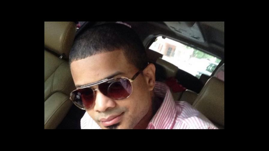 Demandan a Don Miguelo y Pitbull por 10 millones de dólares